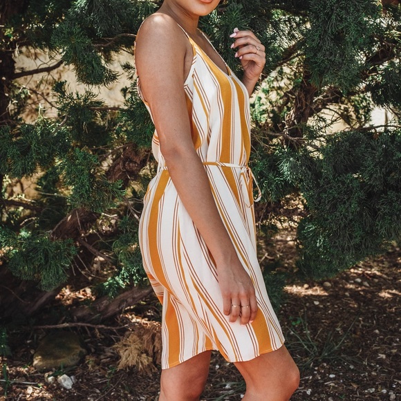 Perfect Pick Dress - Mustard - Picture 5 of 6